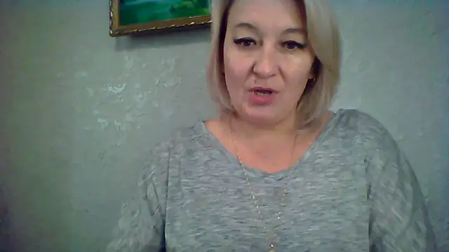 ArielXLoveresss online show from 10.17.25