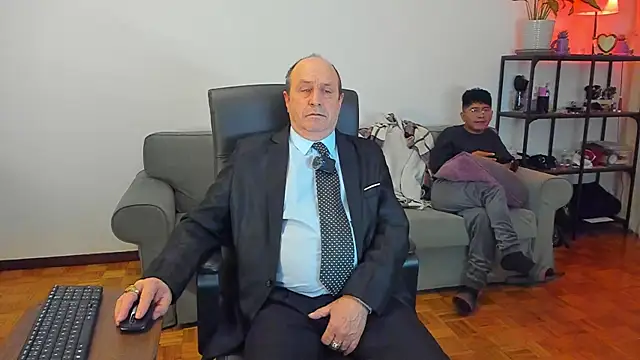 Snapshot of masterboy50 chatting on 11.09.25 masterboy50 online show from 11.09.25