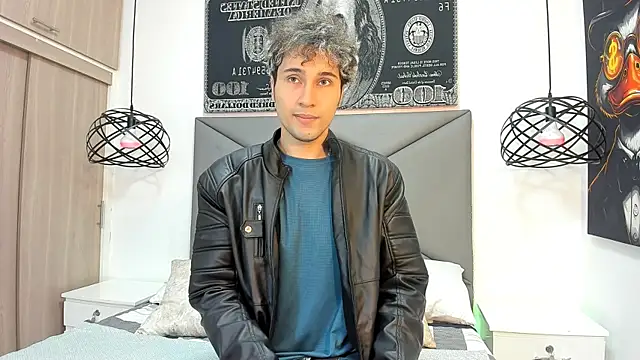 Snapshot of buddy_whitte chatting on 10.31.25 buddy whitte online show from 10.31.25