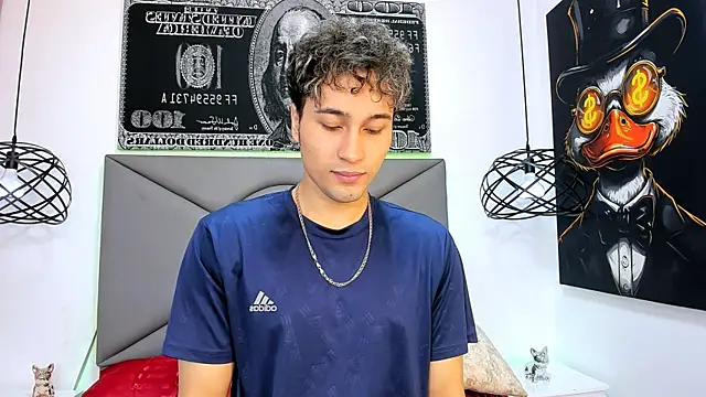 Snapshot of buddy_whitte chatting on 12.19.25 buddy whitte online show from 12.19.25