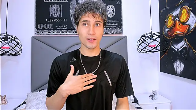 Snapshot of buddy_whitte chatting on 01.10.26 buddy whitte online show from 01.10.26