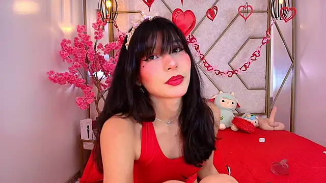 Snapshot of nathalya_summer chatting on 02.13.26 nathalya summer online show from 02.13.26