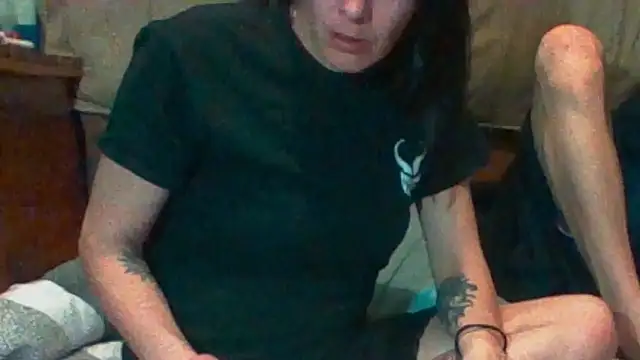 Snapshot of SillyRabbitz chatting on 02.25.25 SillyRabbitz online show from 02.25.25