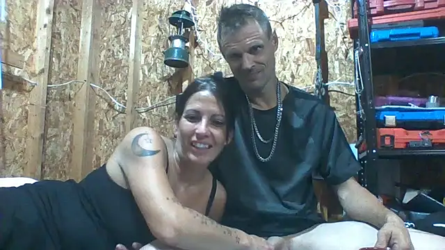 Snapshot of SillyRabbitz chatting on 09.14.25 SillyRabbitz online show from 09.14.25