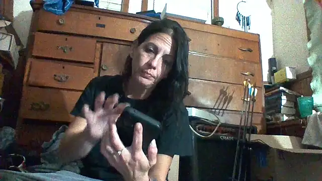 Snapshot of SillyRabbitz chatting on 10.19.25 SillyRabbitz online show from 10.19.25