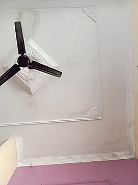 Snapshot of heena-3678 chatting on 11.10.25 heena-3678 online show from 11.10.25