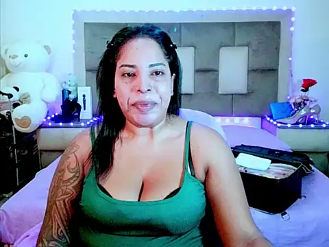 Snapshot of indiantopaz694u chatting on 07.15.26 indiantopaz694u online show from 07.15.26