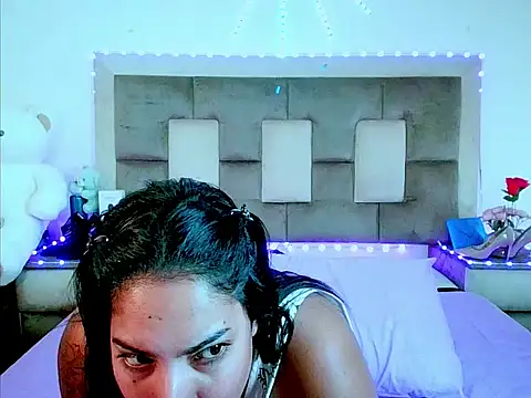 Snapshot of indiantopaz694u chatting on 07.20.26 indiantopaz694u online show from 07.20.26