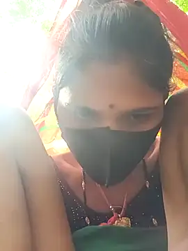 Chhavi Chadha online show from 11.04.25