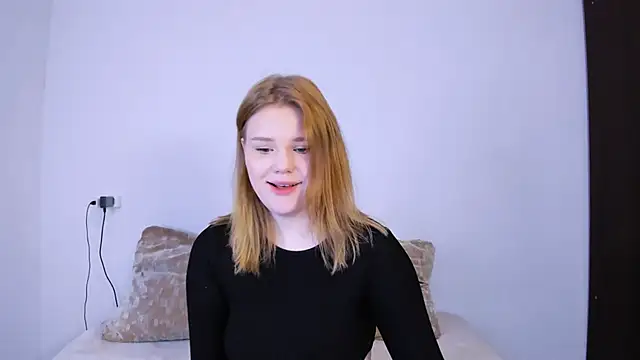 LaseyMoon online show from 10.23.25