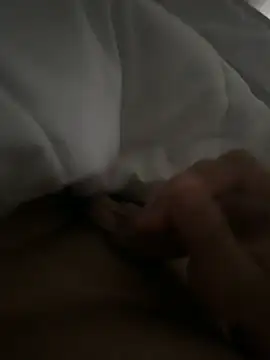 Snapshot of Momo0-9 chatting on 02.28.25 Momo0-9 online show from 02.28.25