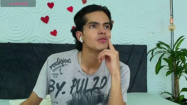 Maximoherrera 16 online show from 03.05.25