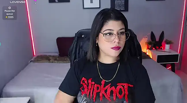 Veronika metal online show from 02.24.25