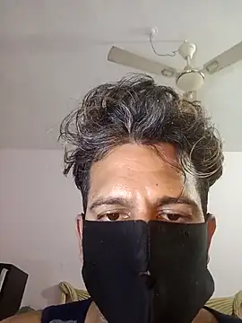 Snapshot of JACKBERK chatting on 03.10.25 JACKBERK online show from 03.10.25