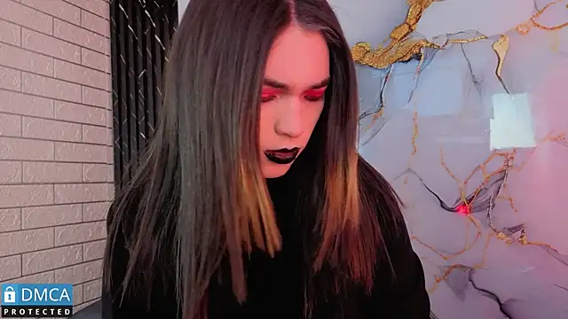 MaeveKuro online show from 05.31.26