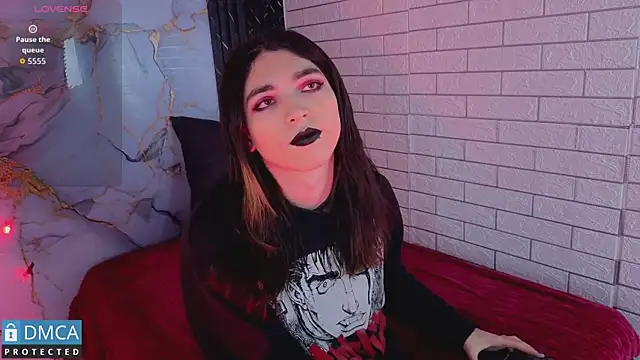 MaeveKuro online show from 06.06.26