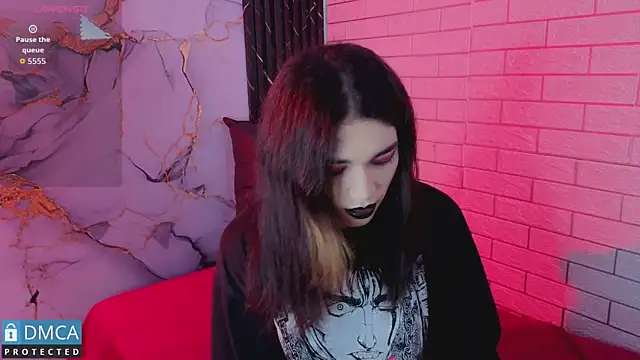 MaeveKuro online show from 06.08.26