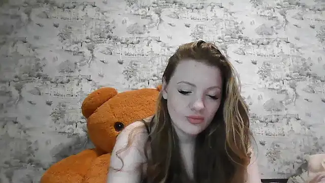 Eveline May online show from 02.17.26