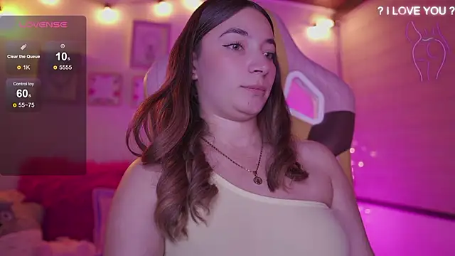 Snapshot of issa_monterrey chatting on 02.13.26 issa monterrey online show from 02.13.26