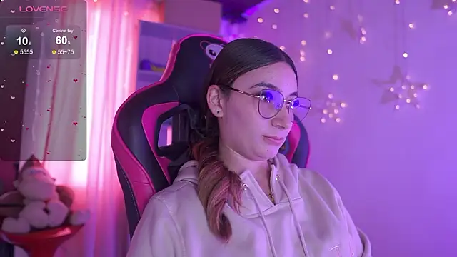 Snapshot of issa_monterrey chatting on 03.15.26 issa monterrey online show from 03.15.26