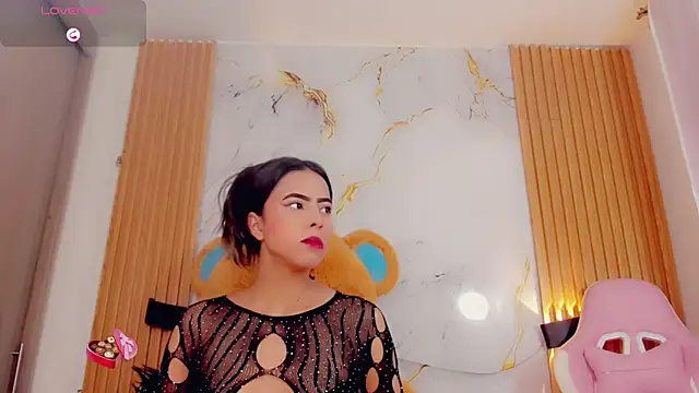 Snapshot of ValeriCardenas chatting on 09.19.25 ValeriCardenas online show from 09.19.25