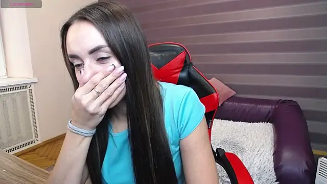 JenniferStone online show from 10.04.25