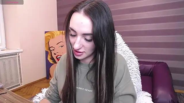 Snapshot of JenniferStone chatting on 02.15.26 JenniferStone online show from 02.15.26