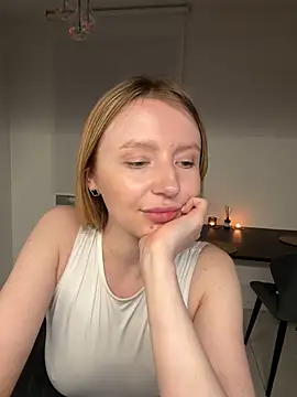 Snapshot of EvaBrooklyn chatting on 03.02.25 EvaBrooklyn online show from 03.02.25