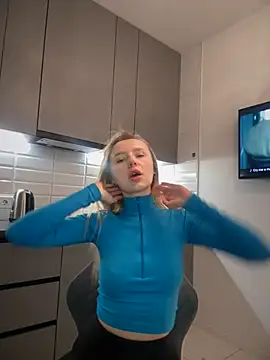 Snapshot of EvaBrooklyn chatting on 03.11.25 EvaBrooklyn online show from 03.11.25