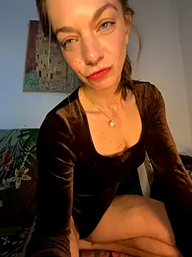 Snapshot of Rosemarie_Blu chatting on 12.03.25 Rosemarie Blu online show from 12.03.25