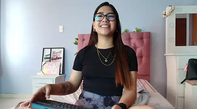 yousweet-Scarett online show from 03.08.25