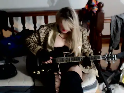 emmex671 online show from 10.19.25