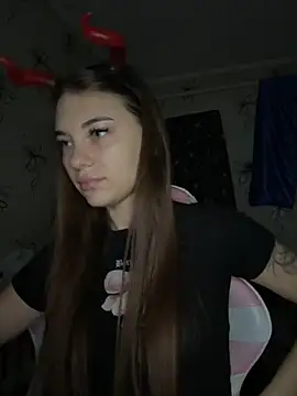 Snapshot of MrrKate chatting on 11.02.25 MrrKate online show from 11.02.25