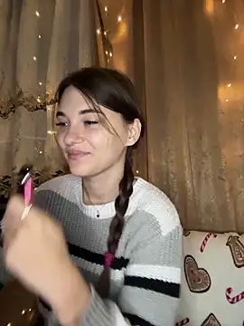 Snapshot of MrrKate chatting on 12.20.25 MrrKate online show from 12.20.25