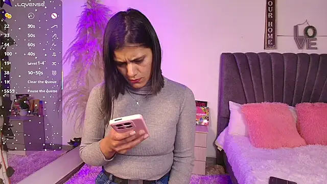Snapshot of miaoconell chatting on 06.22.26 miaoconell online show from 06.22.26