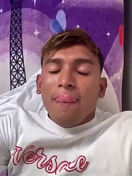 Snapshot of Babyalienqm chatting on 03.05.26 Babyalienqm online show from 03.05.26