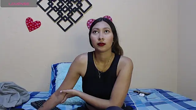 Snapshot of angeldreams_15 chatting on 03.06.25 angeldreams 15 online show from 03.06.25