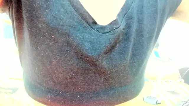 loverisu-coral online show from 03.20.25