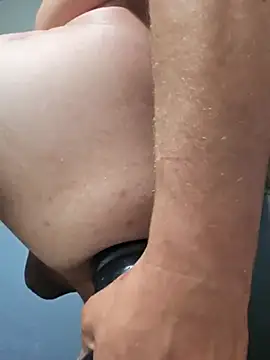 dylanroberts1995 online show from 03.18.25