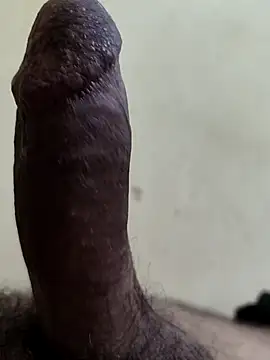 Snapshot of alkhabiir chatting on 10.27.25 alkhabiir online show from 10.27.25