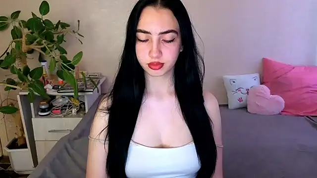WildKittenX  online show from 06.16.26