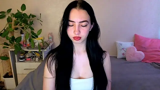 WildKittenX  online show from 06.21.26