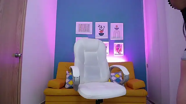 gabriela beltran online show from 03.05.25