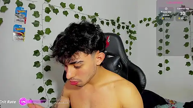 Snapshot of Noah_milleer chatting on 11.28.25 Noah milleer online show from 11.28.25