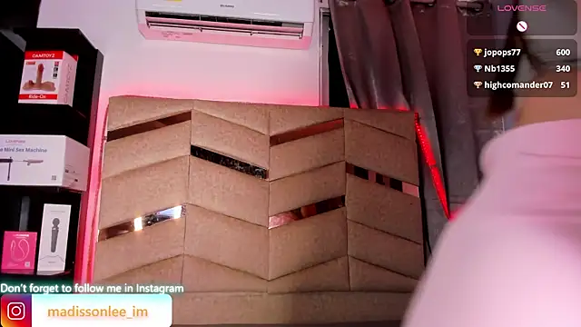 MadissonLee   online show from 07.10.26