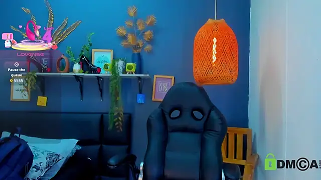 Snapshot of yessila_parker chatting on 03.05.26 yessila parker online show from 03.05.26