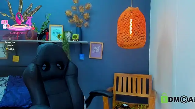 Snapshot of yessila_parker chatting on 03.15.26 yessila parker online show from 03.15.26