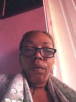 Ladyzee25 online show from 05.07.26