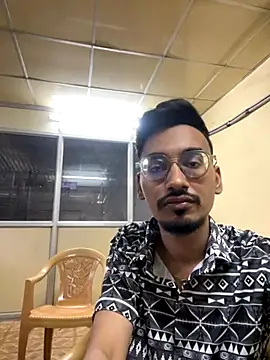 Snapshot of hypersexdriveboi chatting on 12.01.25 hypersexdriveboi online show from 12.01.25