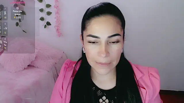 Snapshot of luna_lgomez_ chatting on 03.12.25 luna lgomez  online show from 03.12.25